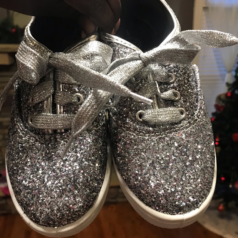 girls silver sparkly shoes